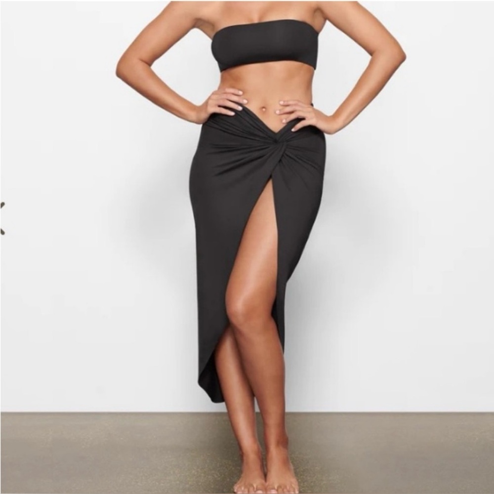 SKIMS- Gunmetal Swim Sarong Cover up